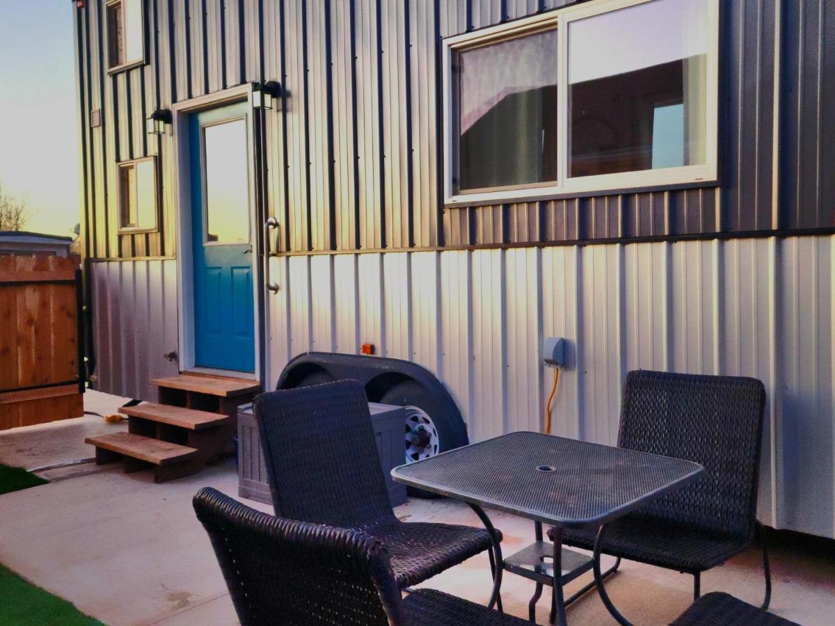 Tiny Hot Tub Lodge *